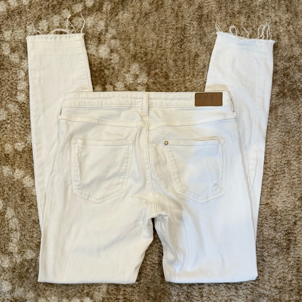 H&M Distressed White Skinny Stretch Jeans